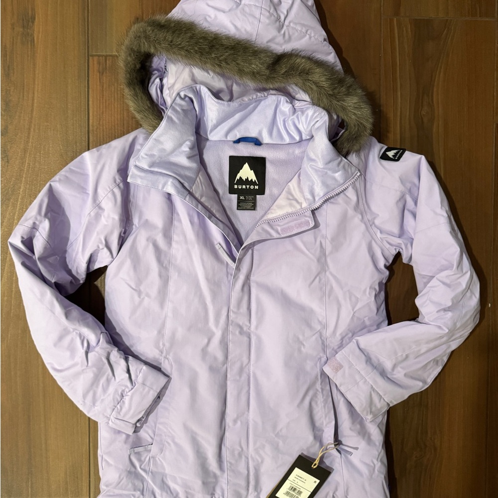 Burton Girls XL Insulated Ski/SB Jacket. NWT.